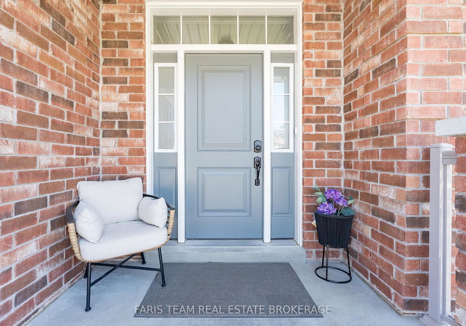 787-freemont-court-innisfil-ontario-n13703486