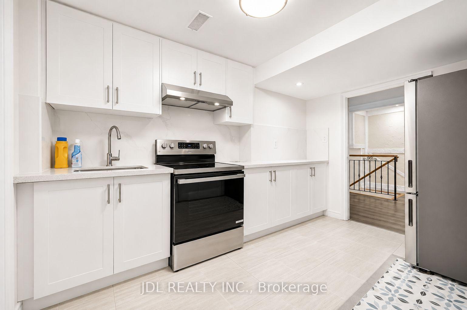 6-willowgate-drive-markham-ontario-n13703684