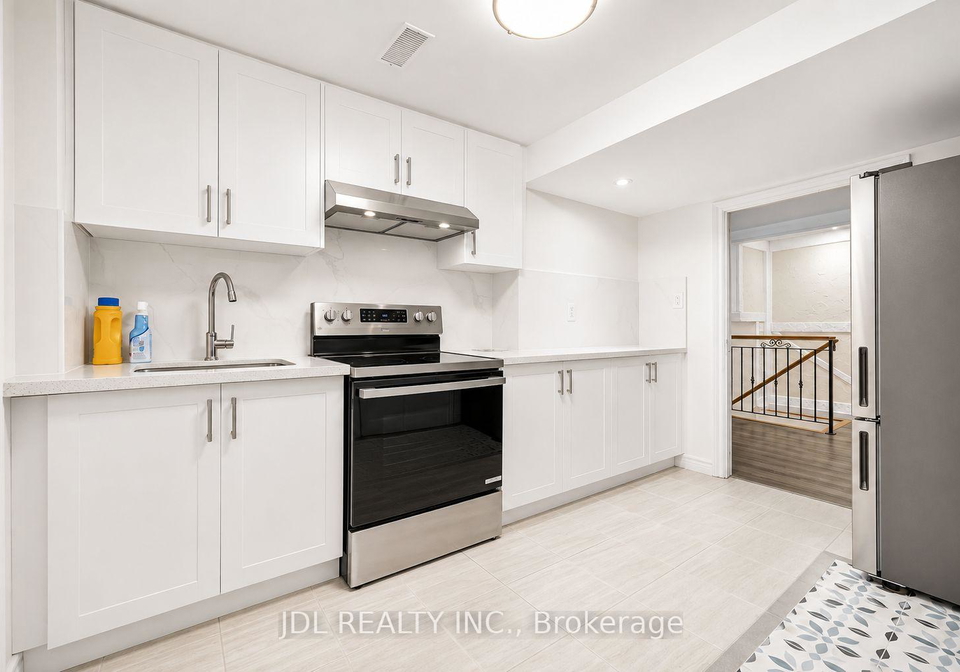 6-willowgate-drive-markham-ontario-n13703684