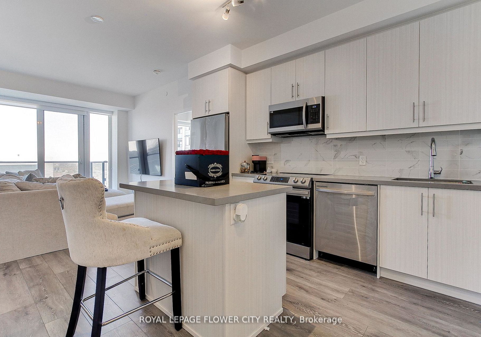 95-oneida-crescent-richmond-hill-ontario-n13703840