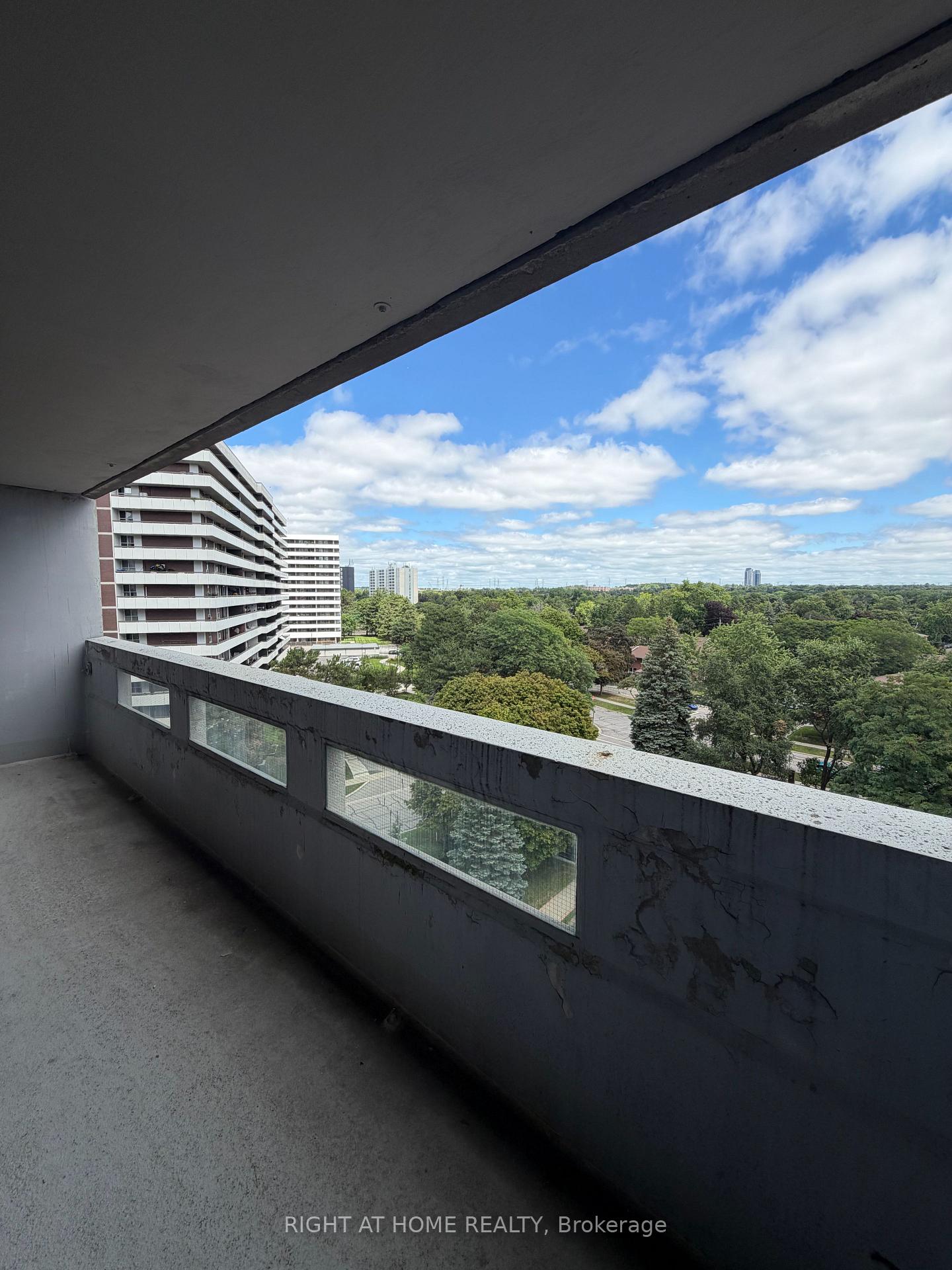 60-inverlochy-boulevard-markham-ontario-n13703850