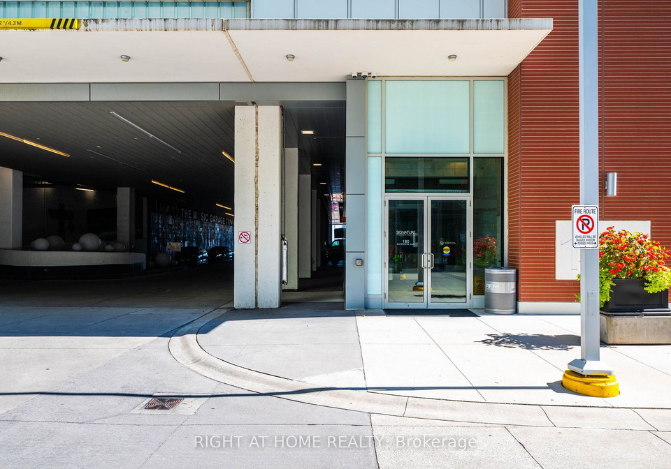 180-enterprise-boulevard-markham-ontario-n13704020