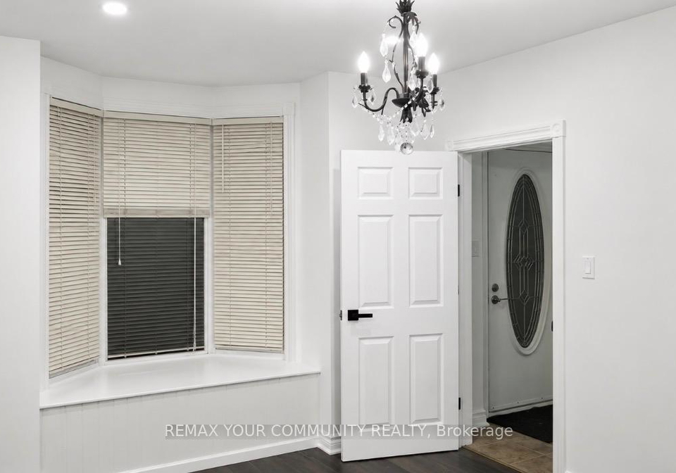 96-gurnett-street-aurora-ontario-n13704042