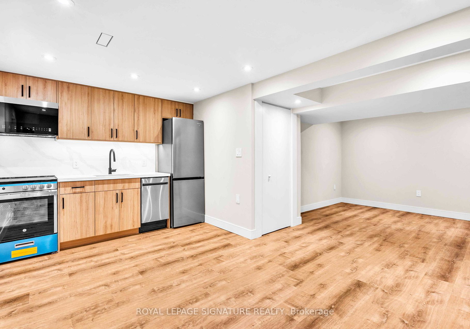 986-srigley-street-newmarket-ontario-n13704540