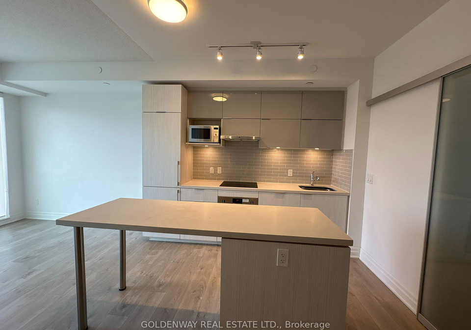 18-rouge-valley-drive-w-markham-ontario-n13705000