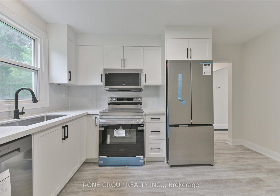 18160-leslie-street-east-gwillimbury-ontario-n13705230