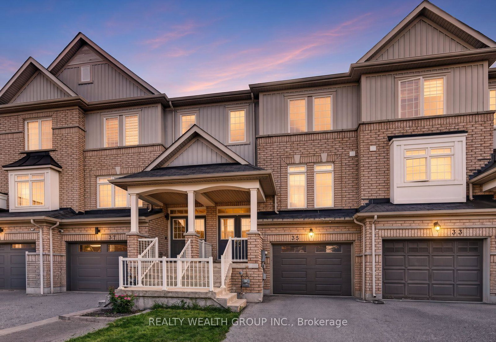 35-matthewson-avenue-bradford-west-gwillimbury-ontario-n13705370