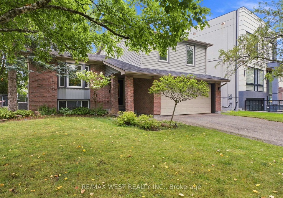 20-sanderson-crescent-richmond-hill-ontario-n13705946