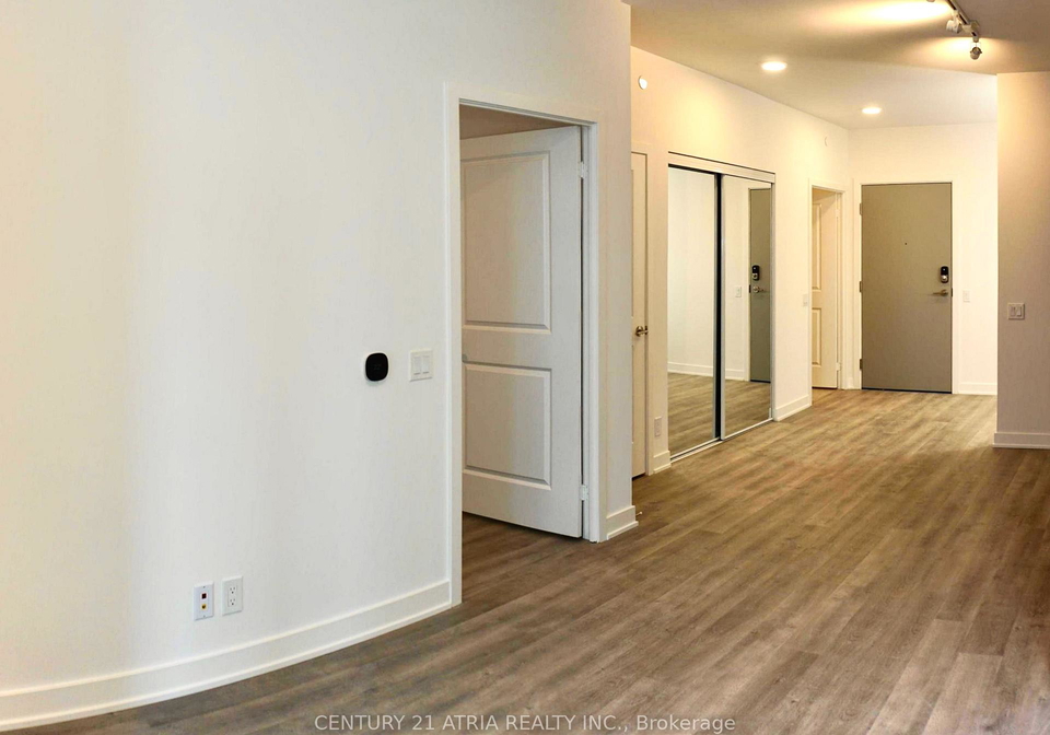 30-upper-mall-way-vaughan-ontario-n13705990
