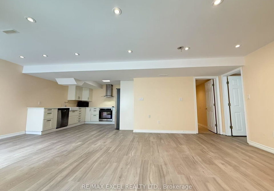 278-ivy-jay-crescent-aurora-ontario-n13706076