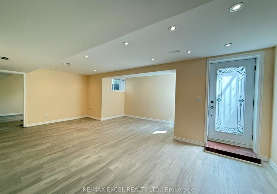 278-ivy-jay-crescent-aurora-ontario-n13706076