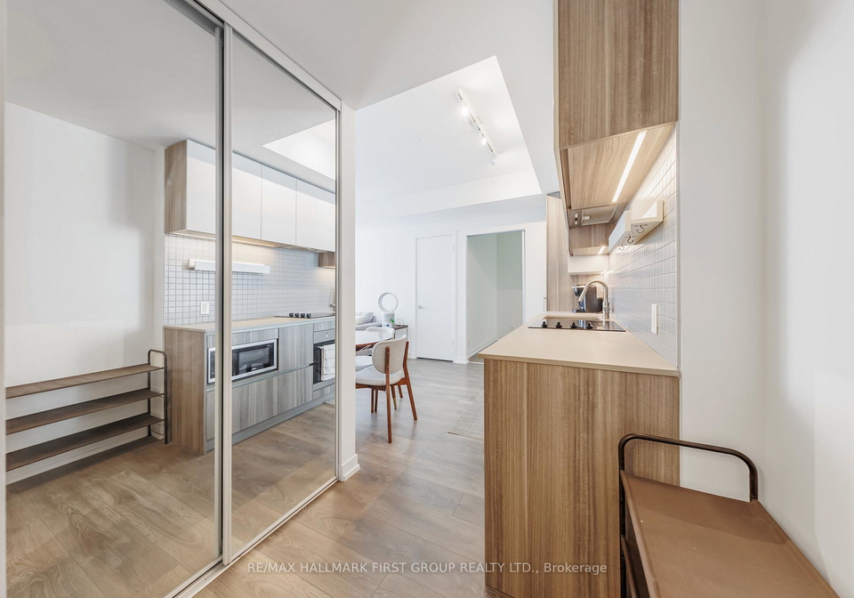5-buttermill-avenue-vaughan-ontario-n13706568