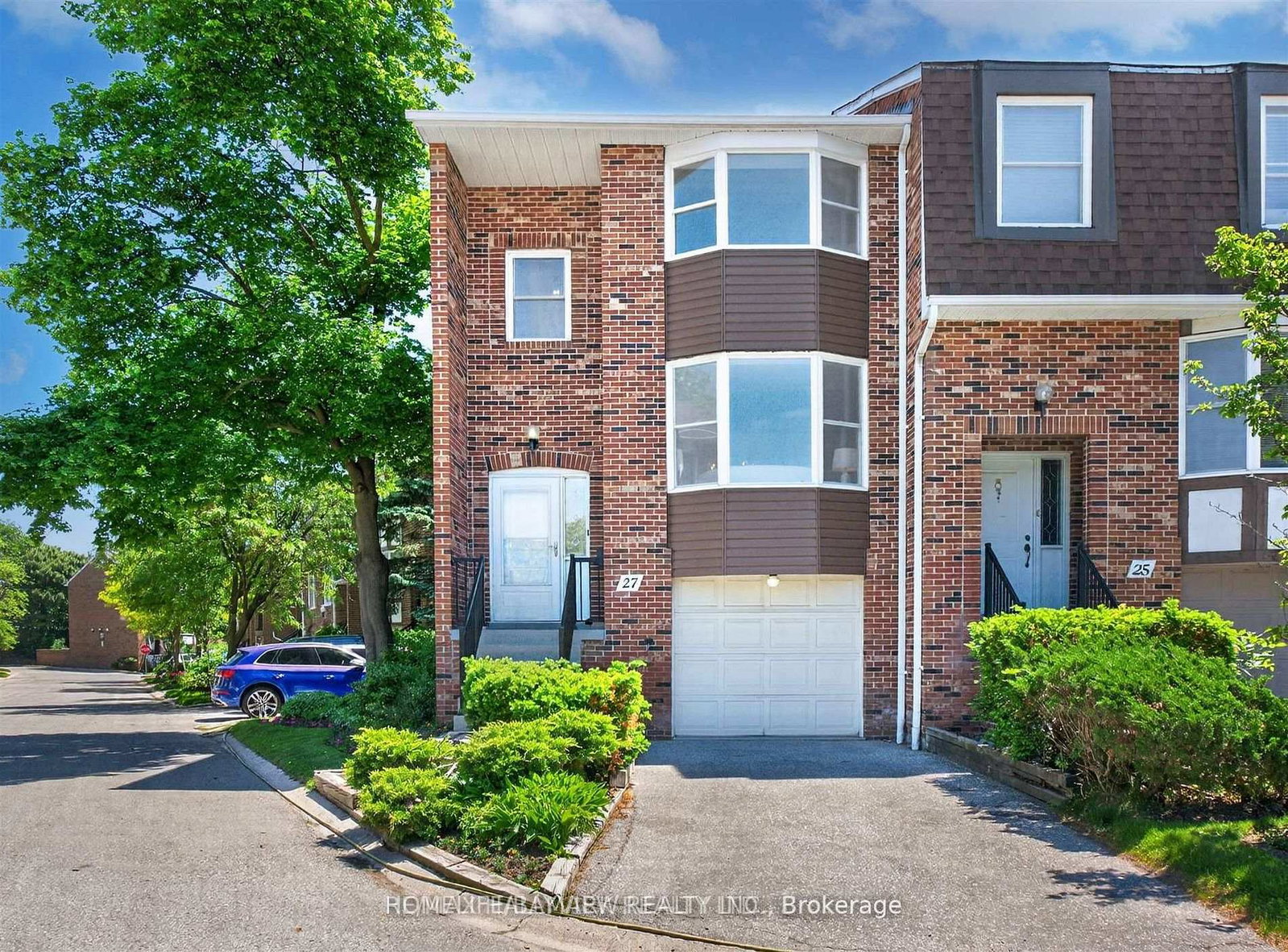 27-hyde-park-court-markham-ontario-n13706590
