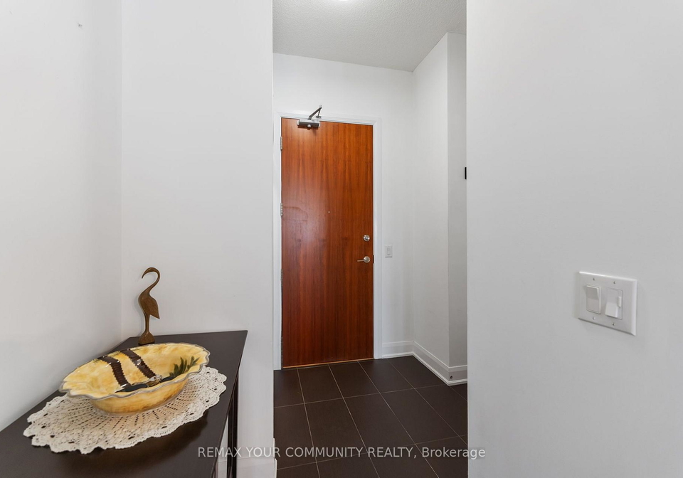 4700-highway-7-vaughan-ontario-n13707270