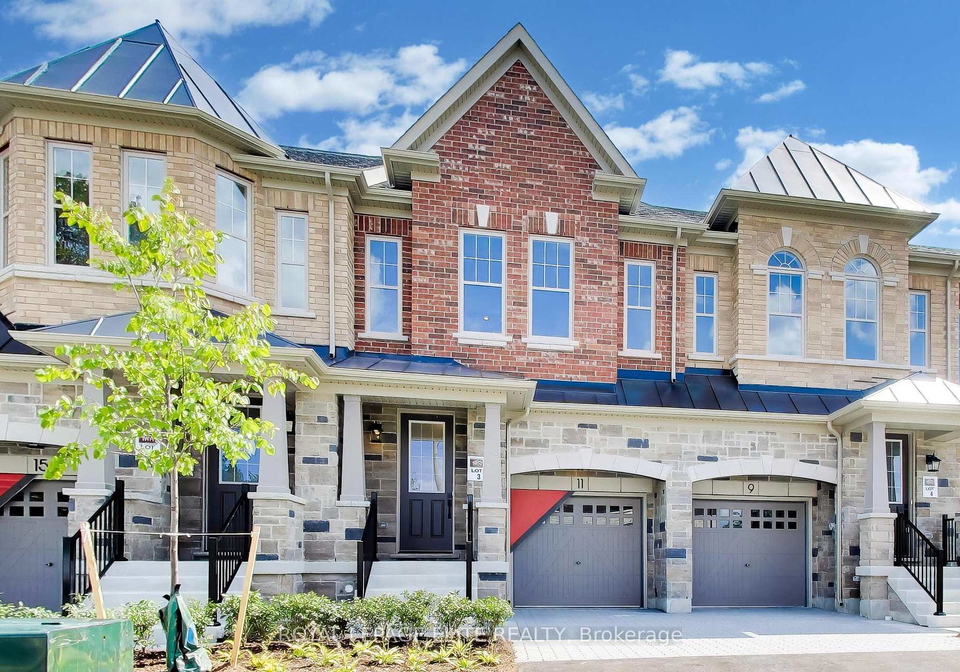 11-dennison-street-s-king-ontario-n13707338