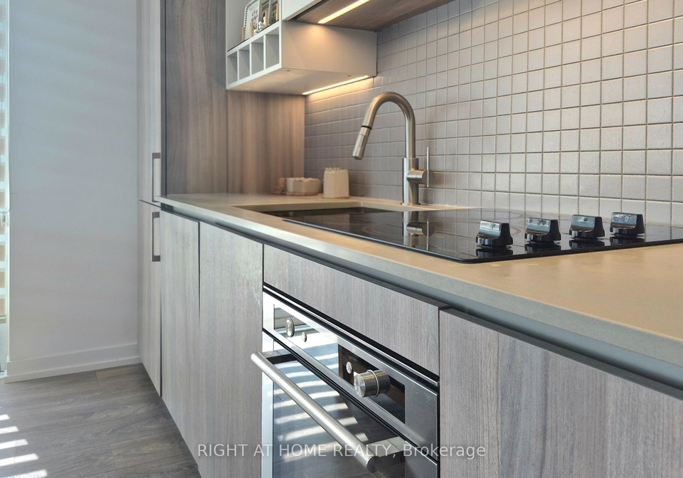 950-portage-parkway-vaughan-ontario-n13707378