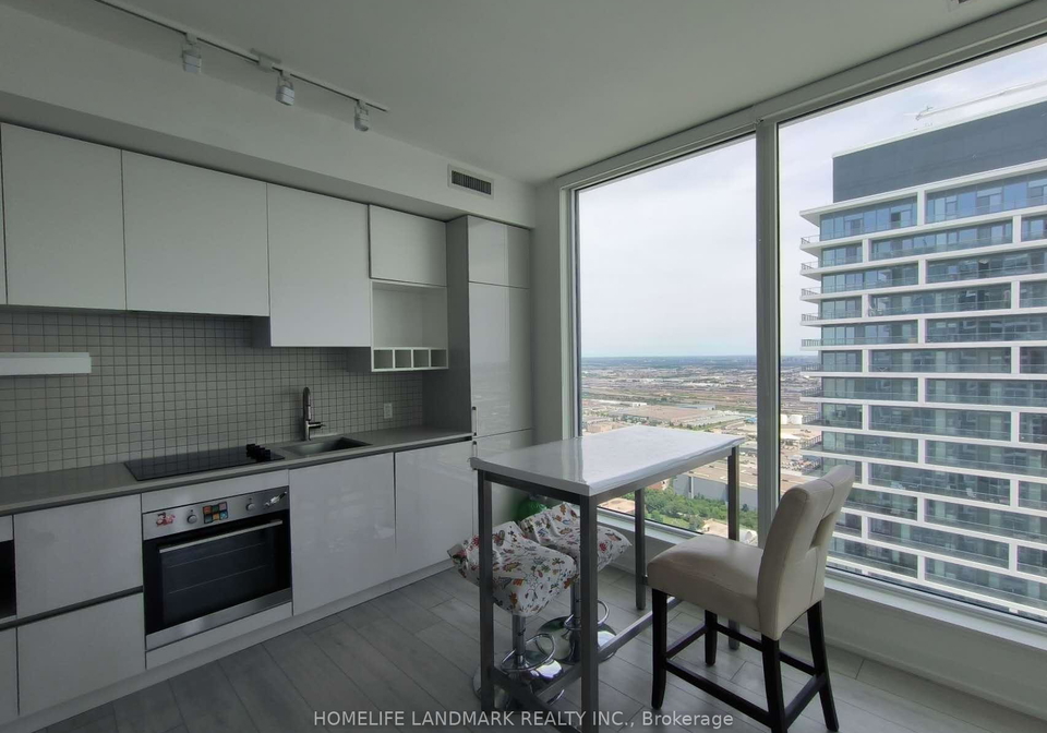 898-portage-parkway-vaughan-ontario-n13707968