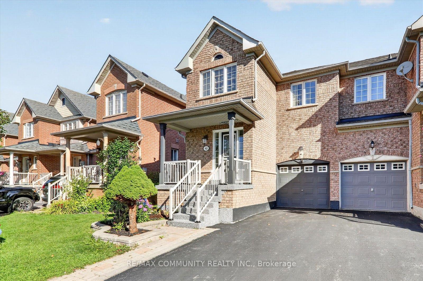 82-burgess-crescent-newmarket-ontario-n13708300
