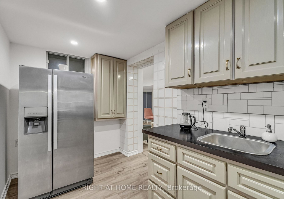 373-firglen-ridge-vaughan-ontario-n13708536