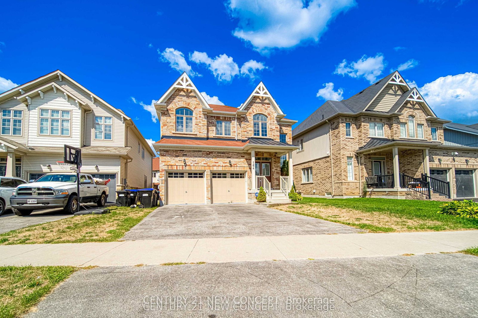 164-gold-park-gate-essa-ontario-n13708688