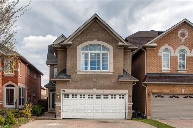 29-futura-avenue-richmond-hill-ontario-n13708998