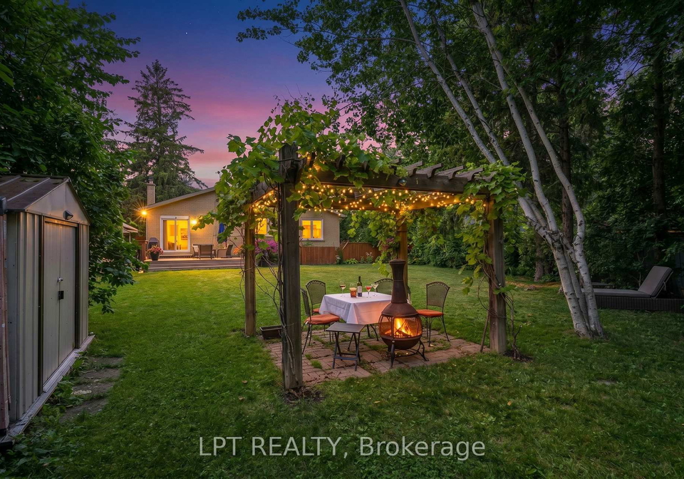 31-patrick-drive-aurora-ontario-n13709254
