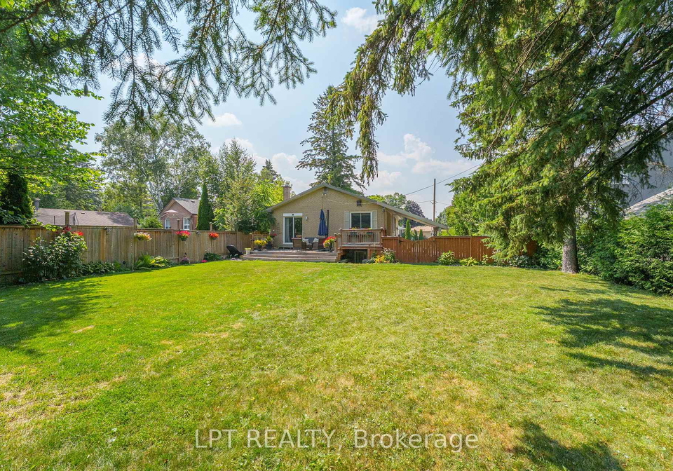 31-patrick-drive-aurora-ontario-n13709254