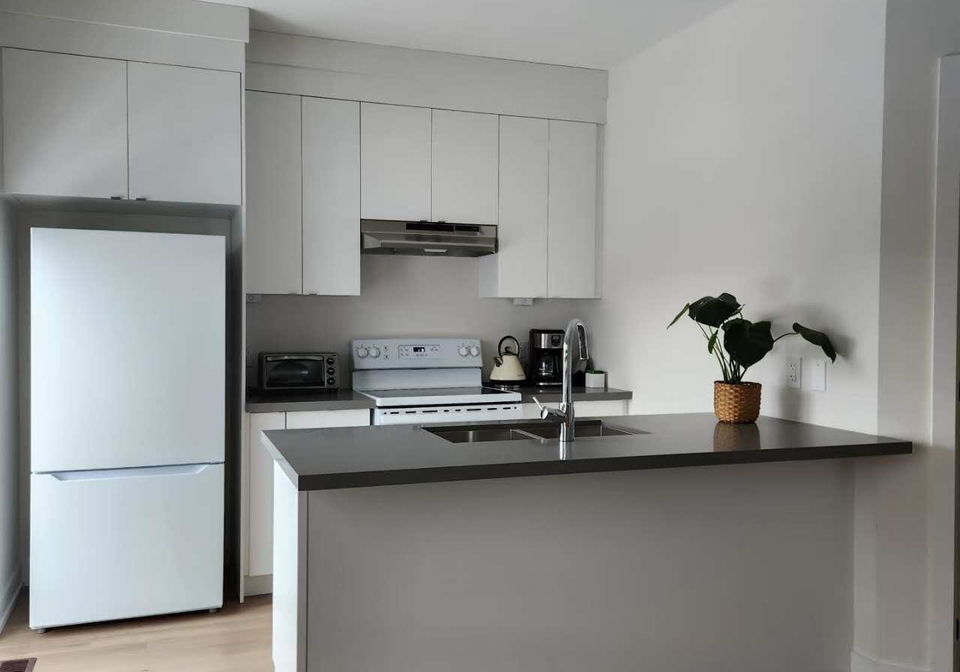 9416-bayview-avenue-richmond-hill-ontario-n13709420