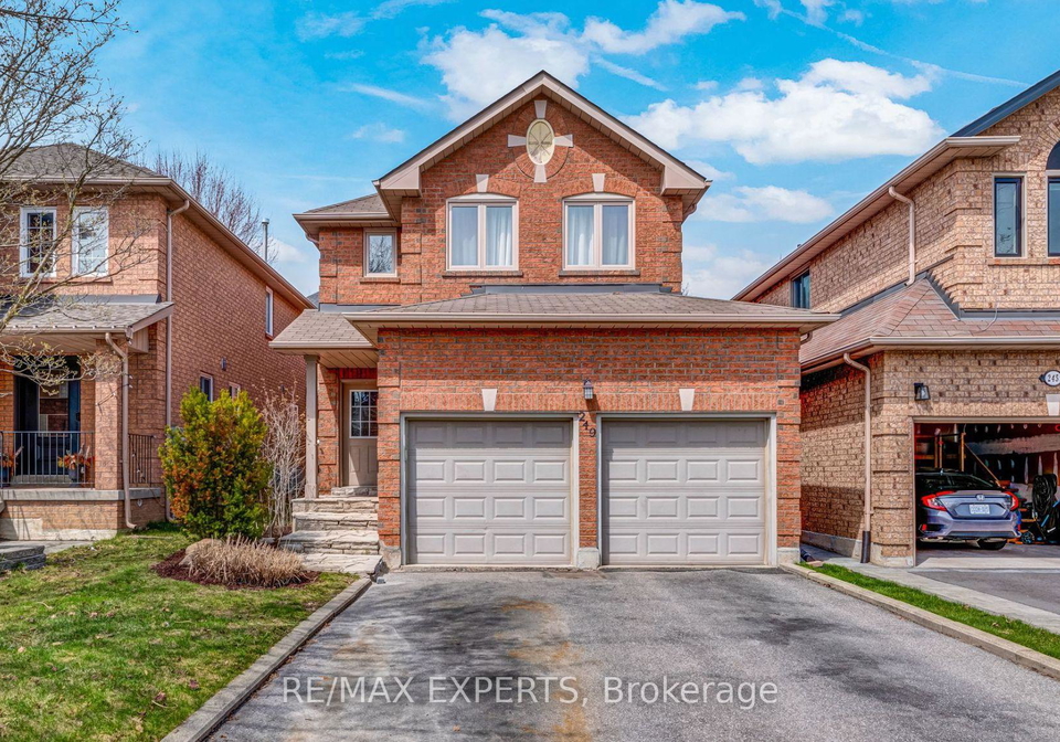 249-rushbrook-drive-newmarket-ontario-n13709444