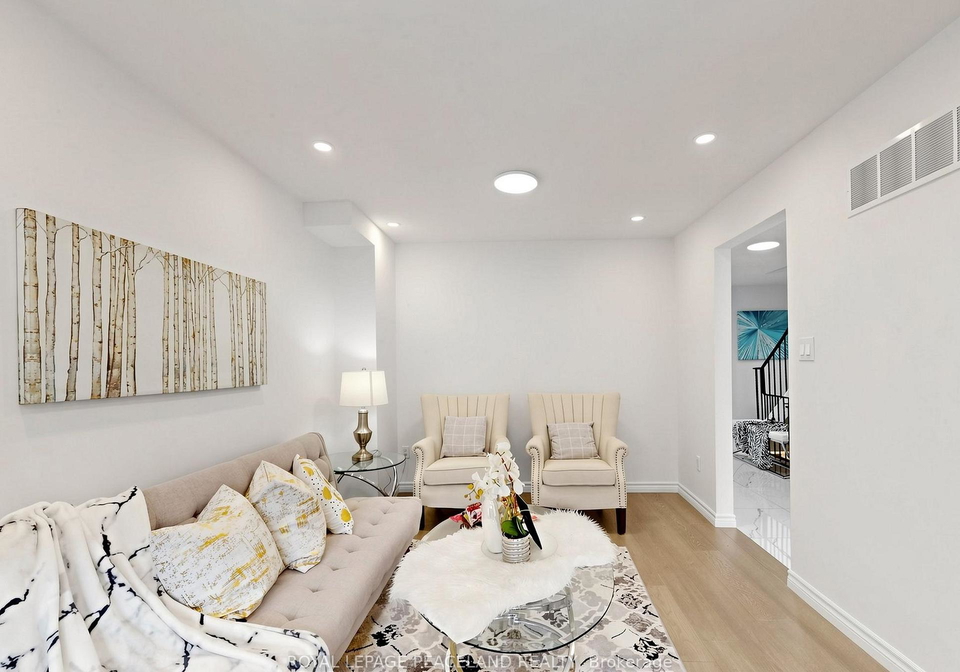 3-newport-way-markham-ontario-n13709672