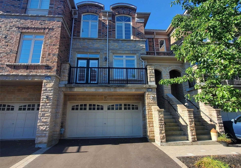 120-chapman-court-aurora-ontario-n13710016