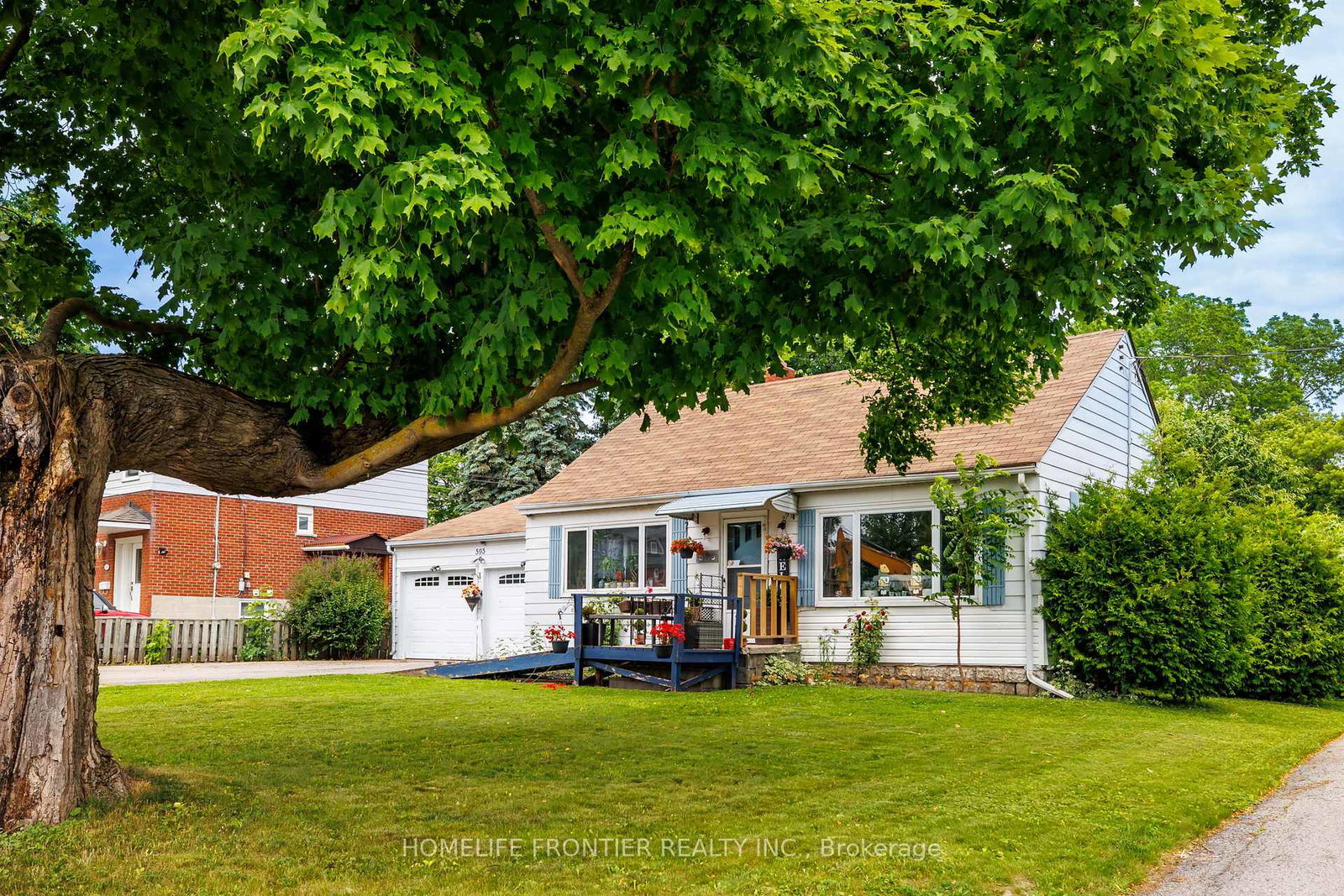 593-watson-avenue-newmarket-ontario-n13710042