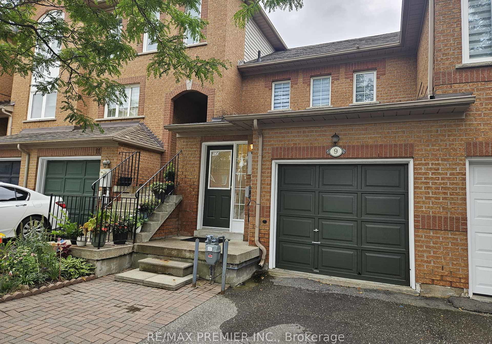 9-lucena-crescent-vaughan-ontario-n13710216
