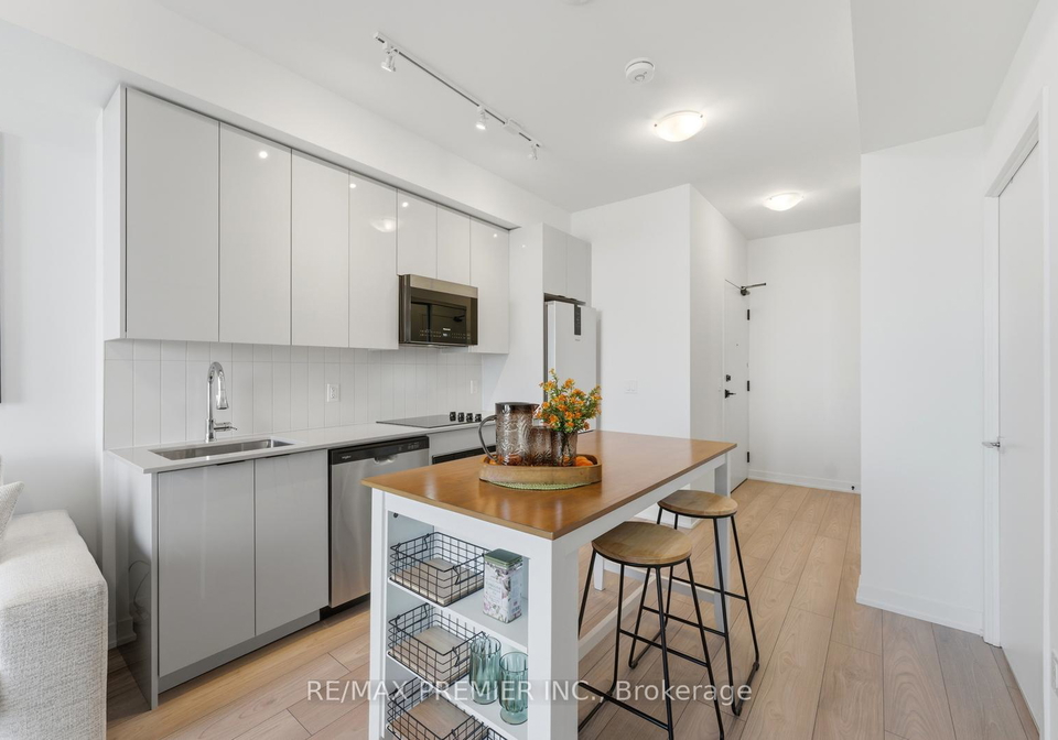 10-abeja-street-vaughan-ontario-n13710438