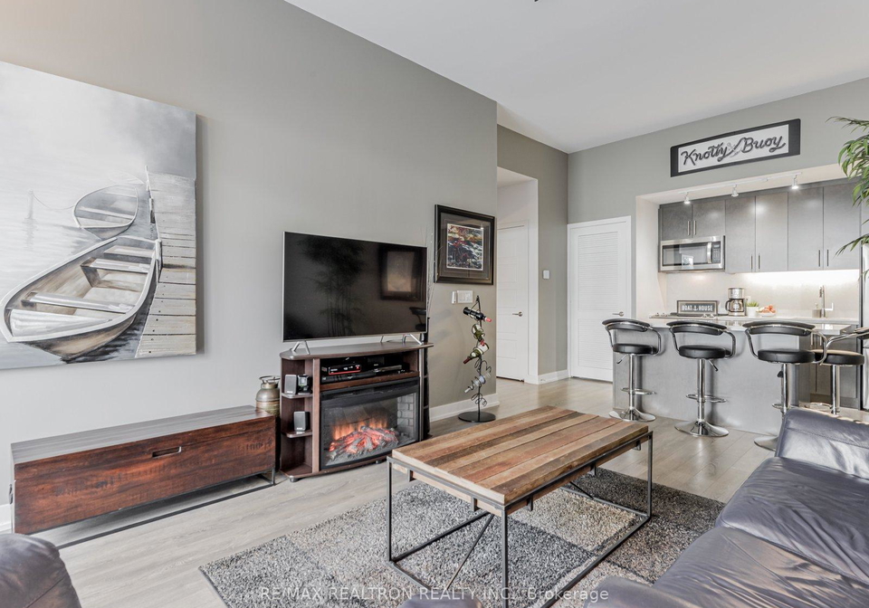 303-broward-way-innisfil-ontario-n13710542