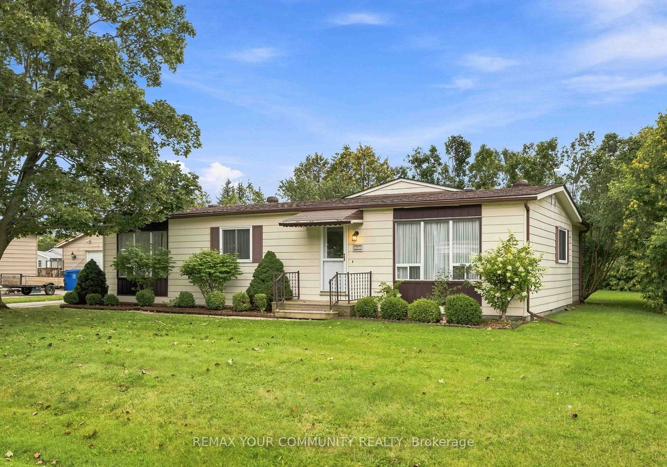 97-damsel-circle-georgina-ontario-n13710882