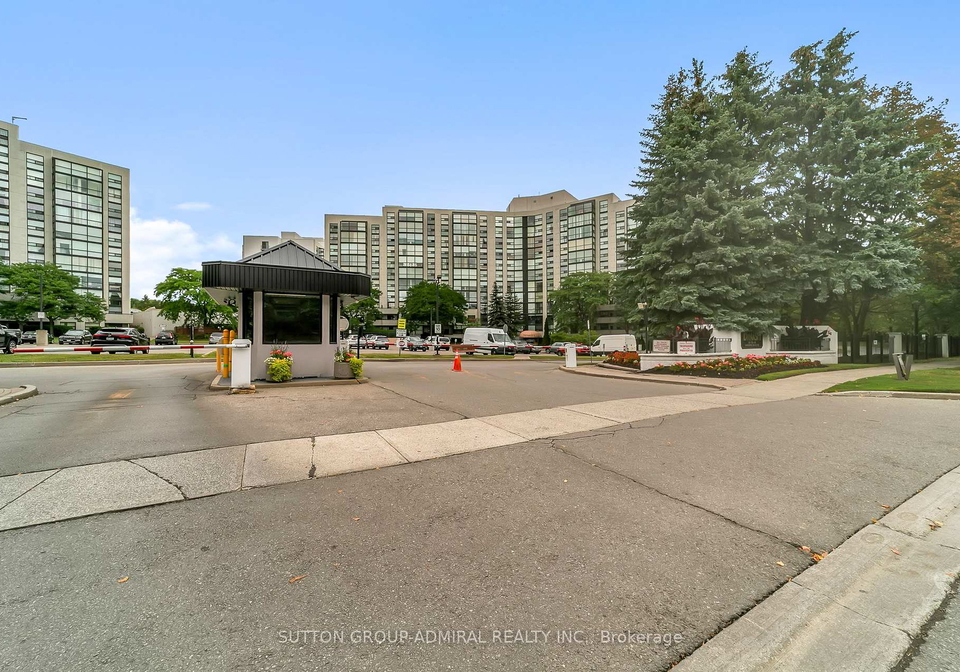30-harding-boulevard-w-richmond-hill-ontario-n13711296
