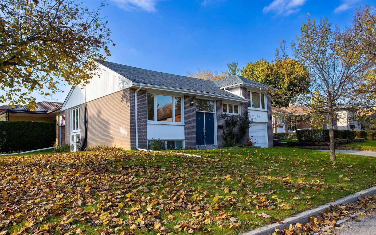 210-harrygan-crescent-richmond-hill-ontario-n13711468