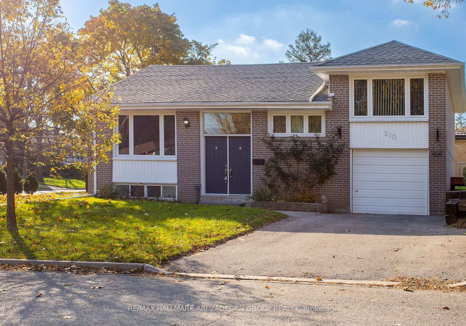 210-harrygan-crescent-richmond-hill-ontario-n13711468