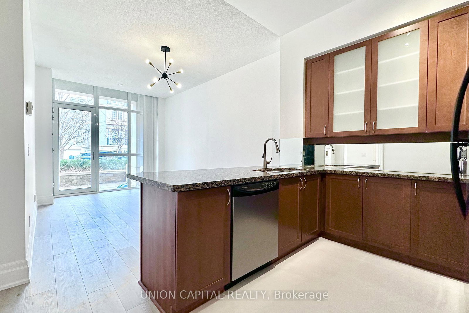 39-upper-duke-crescent-markham-ontario-n13711722