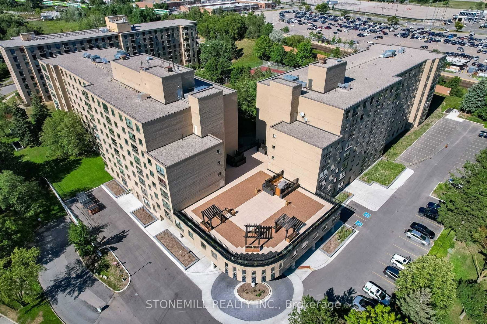 326-major-mackenzie-drive-e-richmond-hill-ontario-n13712168