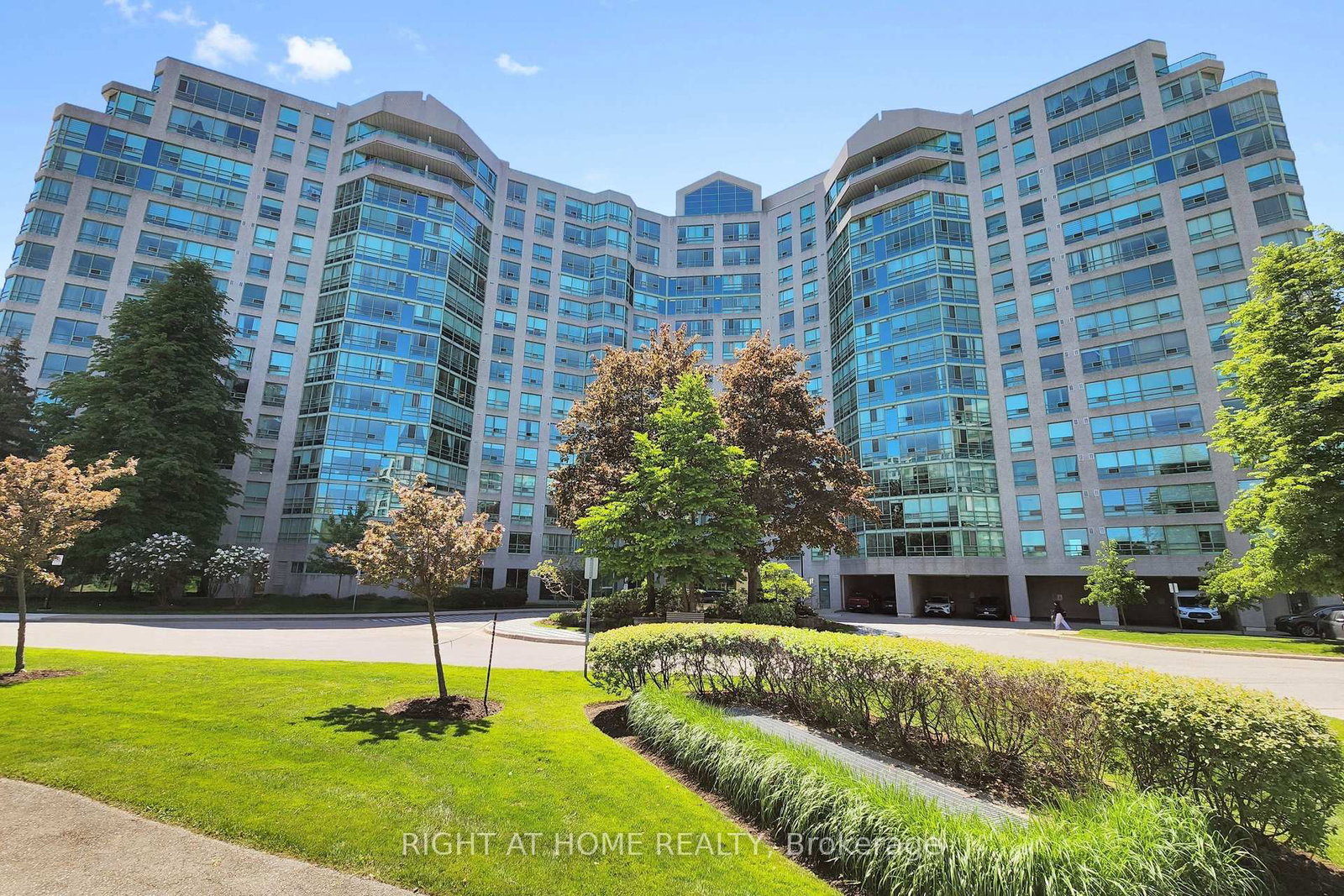 7805-bayview-avenue-markham-ontario-n13712280