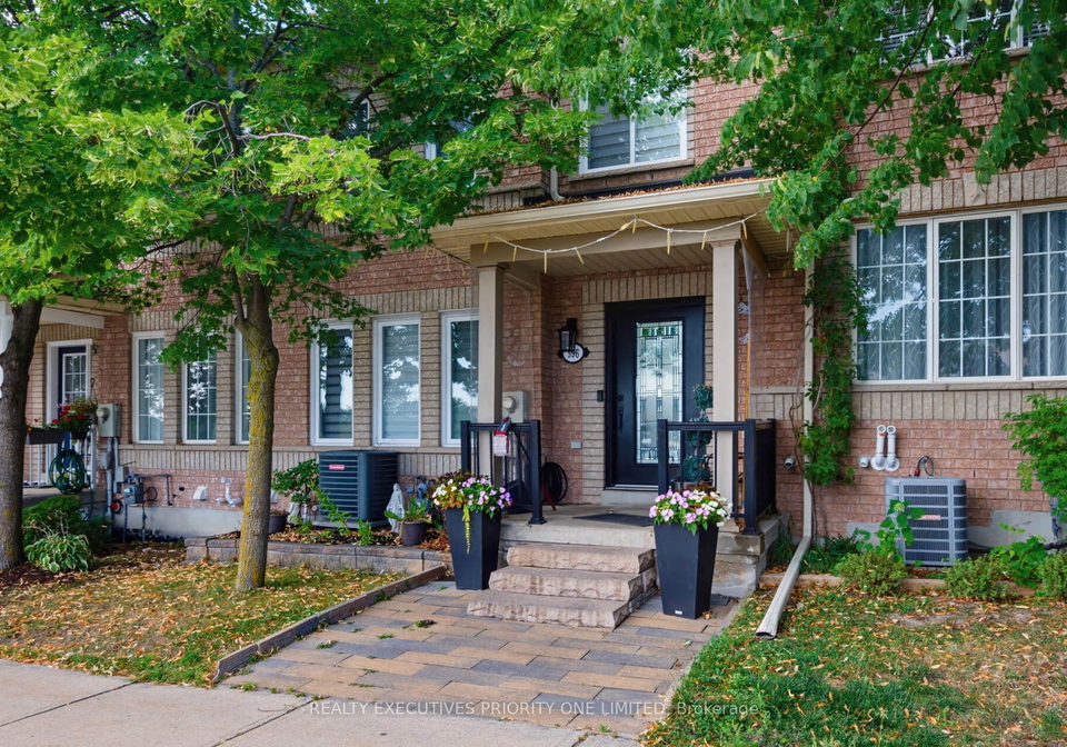 596-napa-valley-avenue-vaughan-ontario-n13712780