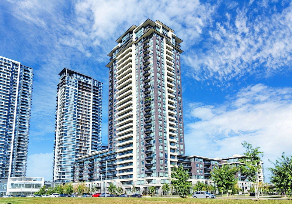 15-water-walk-drive-markham-ontario-n13712812