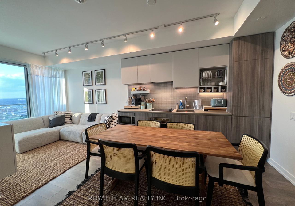 898-portage-parkway-vaughan-ontario-n13713020