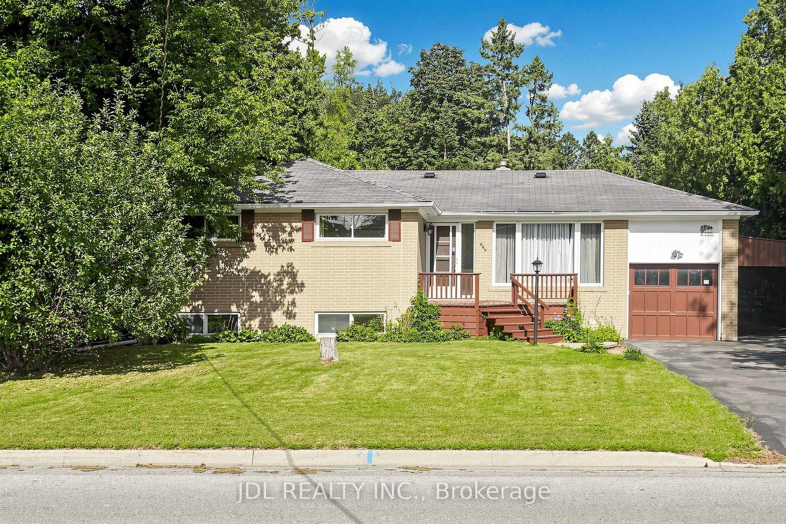 105-park-avenue-newmarket-ontario-n13713524