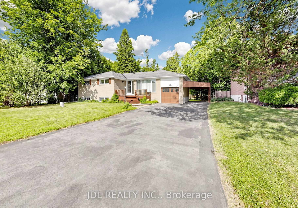 105-park-avenue-newmarket-ontario-n13713524
