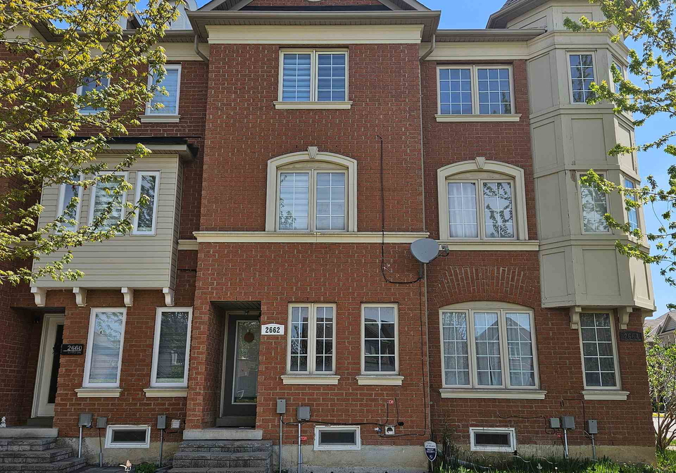 2662-bur-oak-avenue-markham-ontario-n13713556