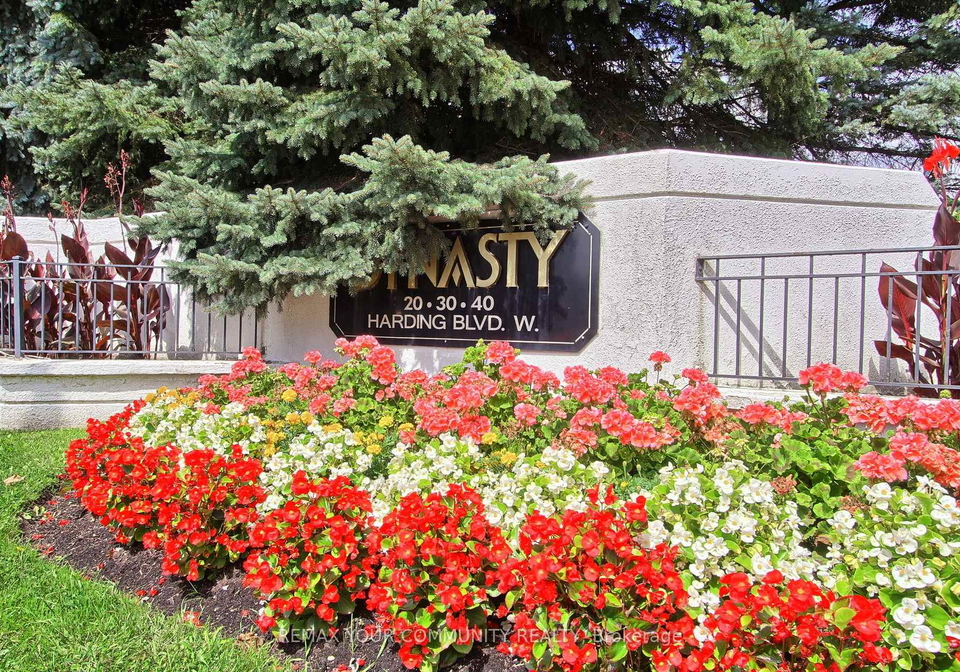 40-harding-boulevard-richmond-hill-ontario-n13714156