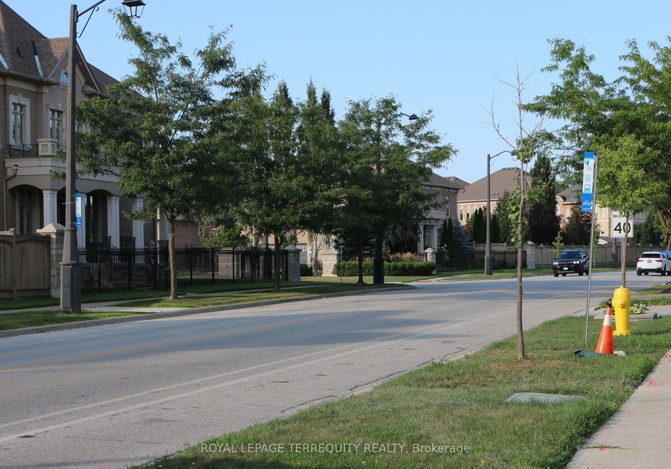 131-trammel-drive-vaughan-ontario-n13714676